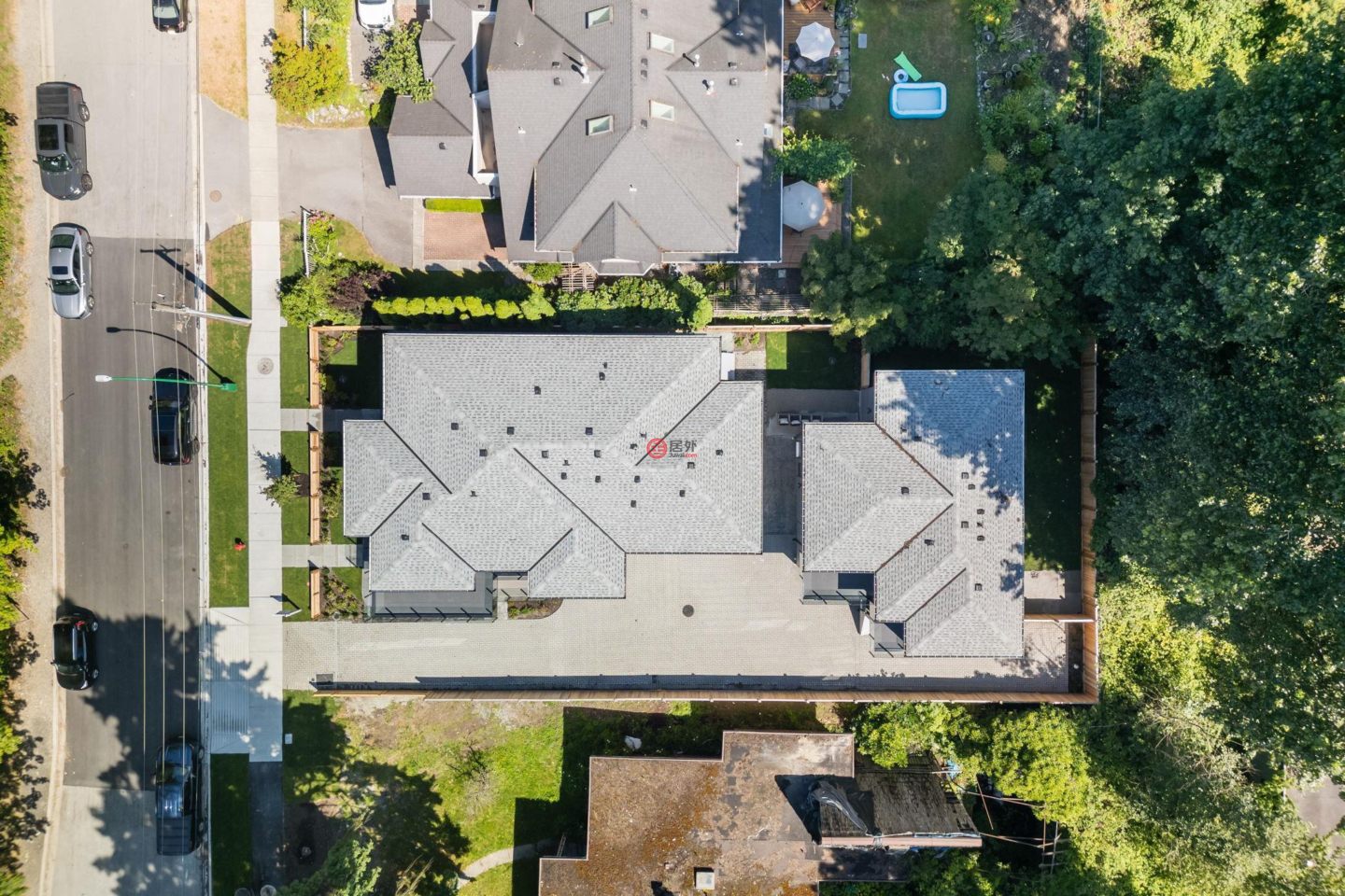 加拿大不列颠哥伦比亚省North Vancouver的公寓，844 St. Denis，编号78525393