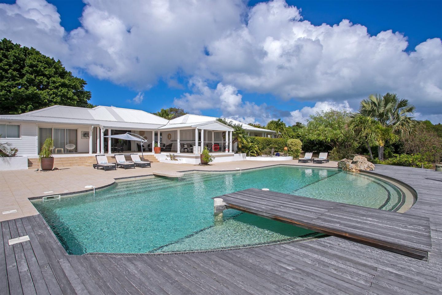 圣马丁岛的独栋别墅，Terres Basses，编号76417947