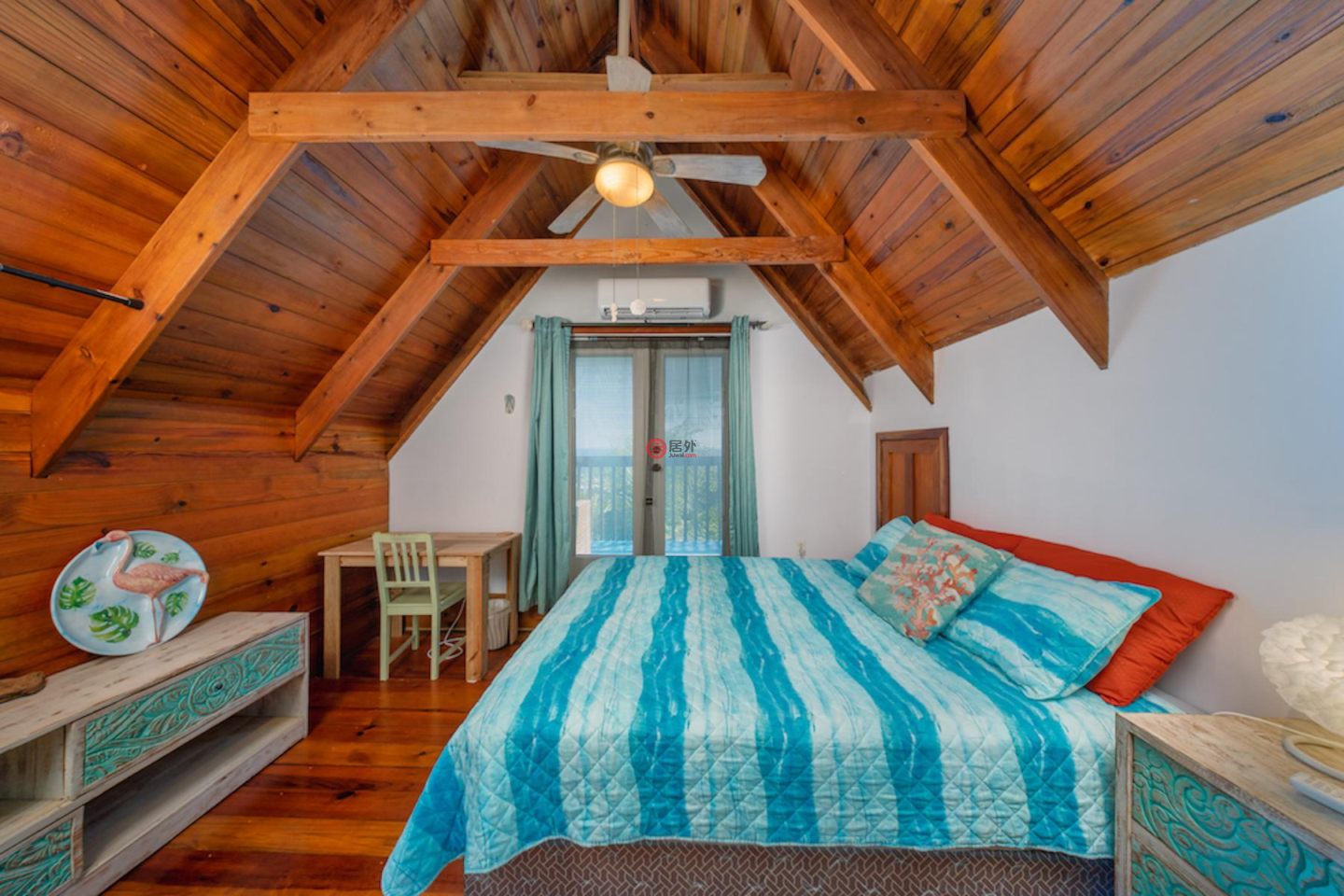 洪都拉斯海湾群岛Roatán的独栋别墅，Ocean View 5 BR Island Style Cottage Flamingo House，编号77263676