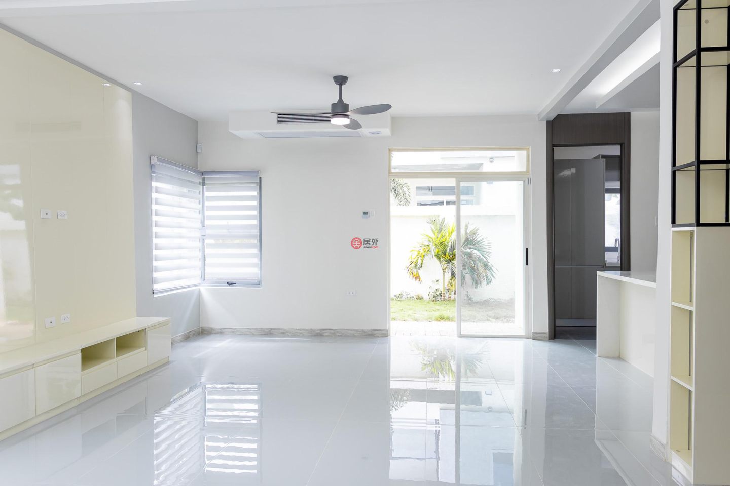 牙买加SurreyKingston的联排别墅，287 The Onyx，编号77834835