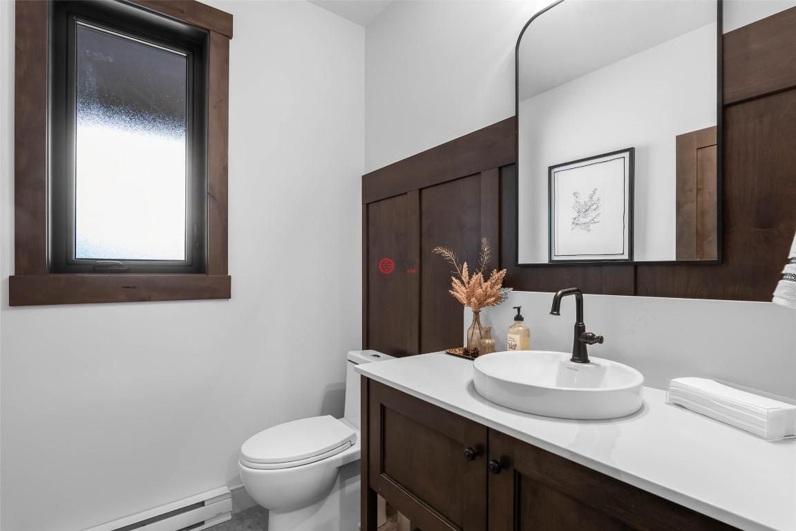 加拿大不列颠哥伦比亚省Sun Peaks的联排别墅，7000 MCGILLIVRAY LAKE，编号75529298