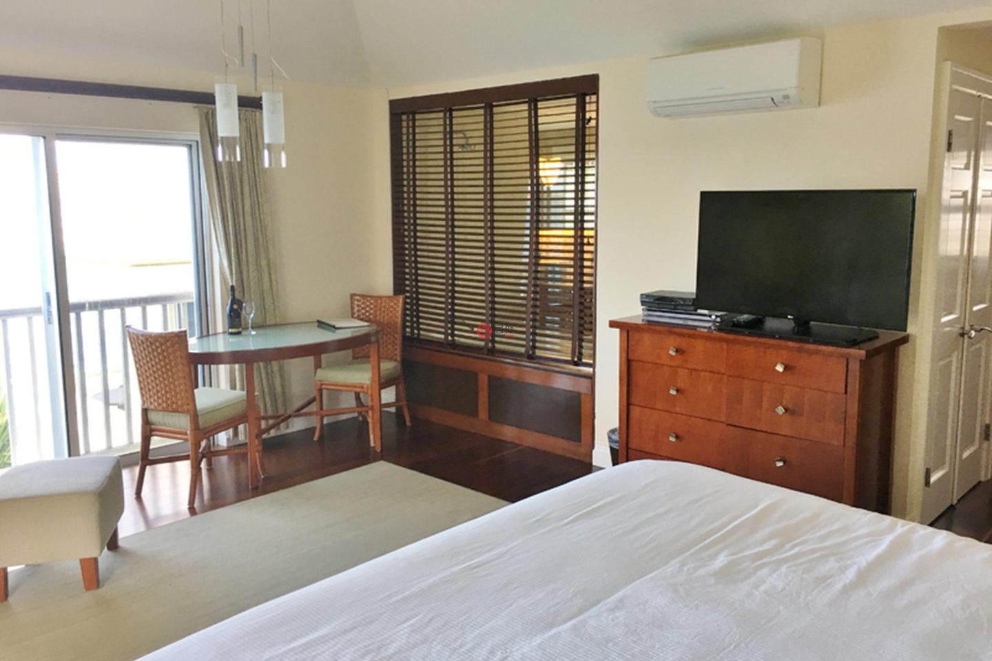 百慕达Paget的独栋别墅，Newstead Belmont Hills Unit 220 27 Harbour Road，编号76604173