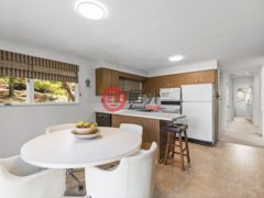 美国宾夕法尼亚州North Huntingdon的独栋别墅，2380 Willow Drive，编号75821492
