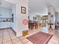 南非豪登省Randburg的独栋别墅，9a World's View 13 Rockey Drive Northcliff，编号77305896