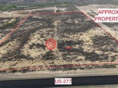 美国德克萨斯州伊格尔帕斯的农业用地，None 8895 & 8833 US HWY 277，编号77523905