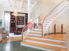 加拿大魁北克蒙特利尔的联排别墅，711 Rue Saraguay E.，编号78057003