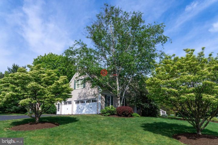 美国兰开斯特4卧3卫的公寓