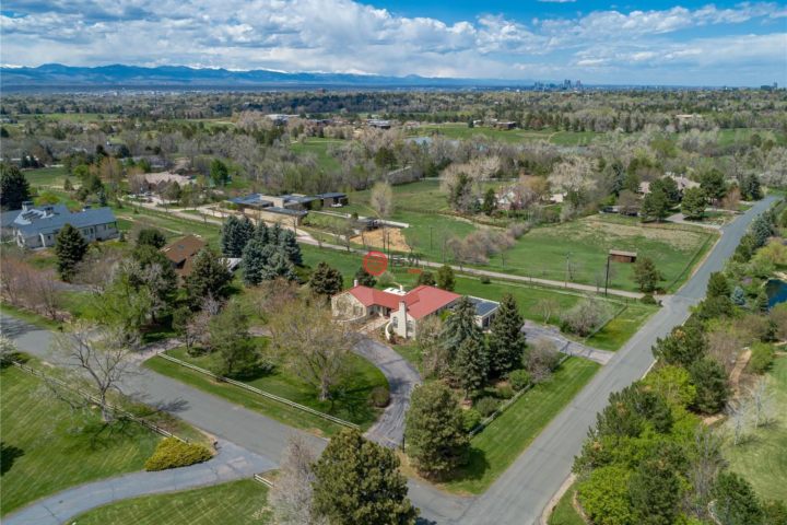 美国樱桃山村5卧1卫的公寓